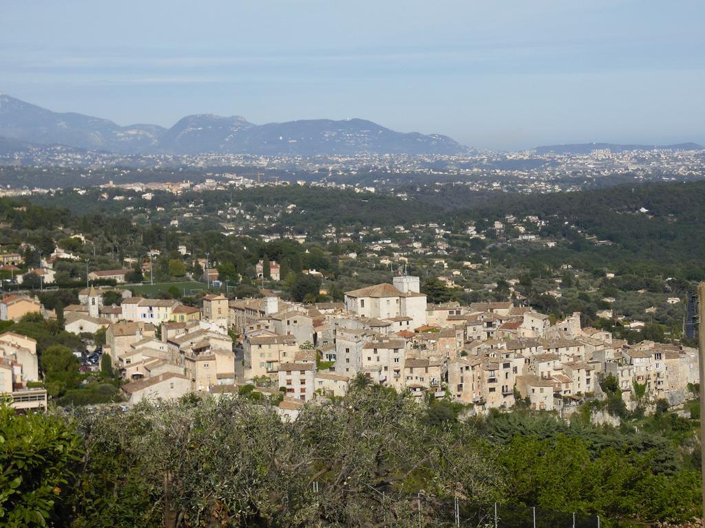 Chambre d'Hôtes La Tourrette Tourrettes-sur-Loup Exterior foto